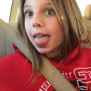 Meet your Posher, Carly